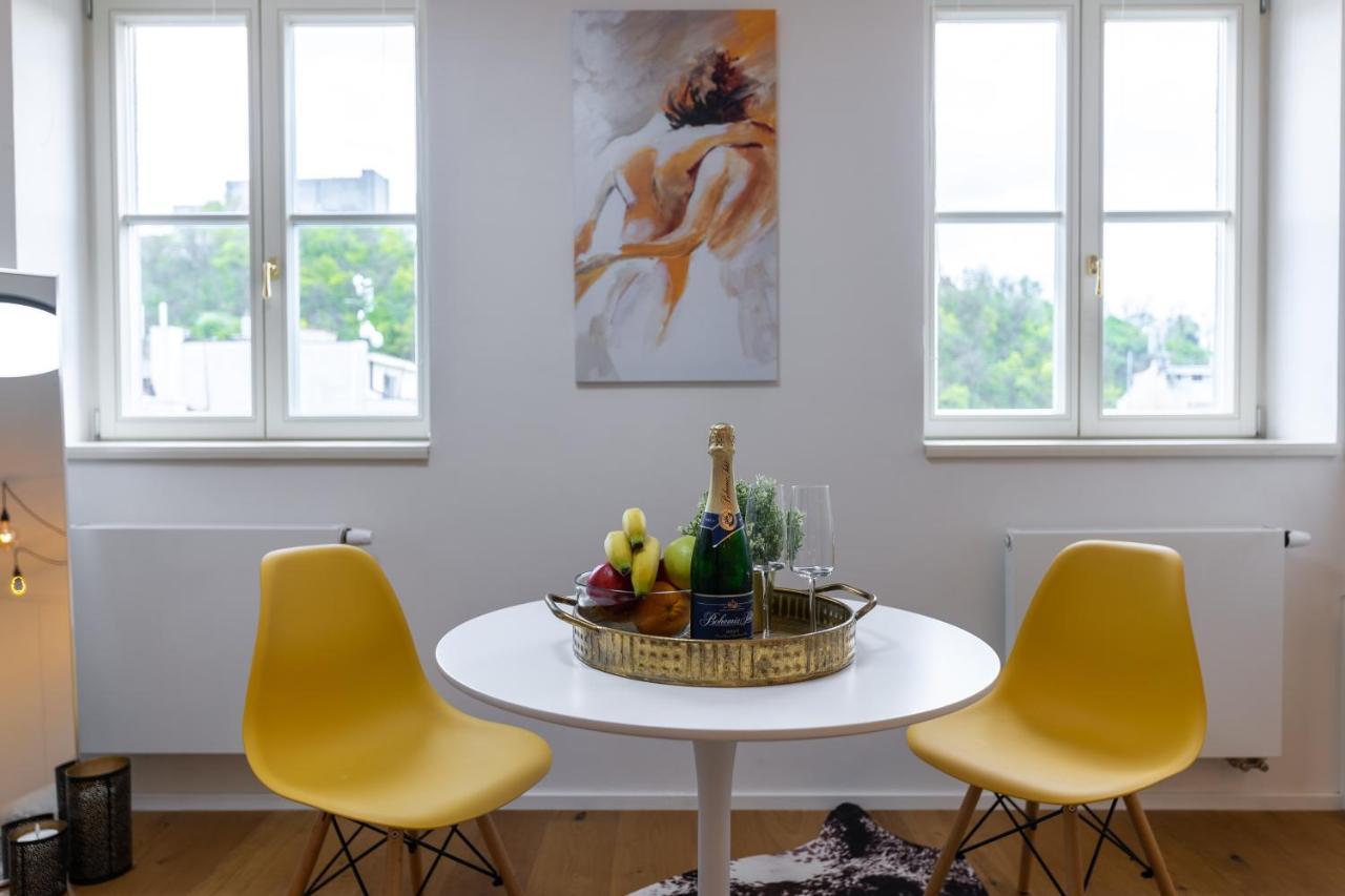 Luxurious, Charming Studio Perfect For Couples 布拉格 外观 照片