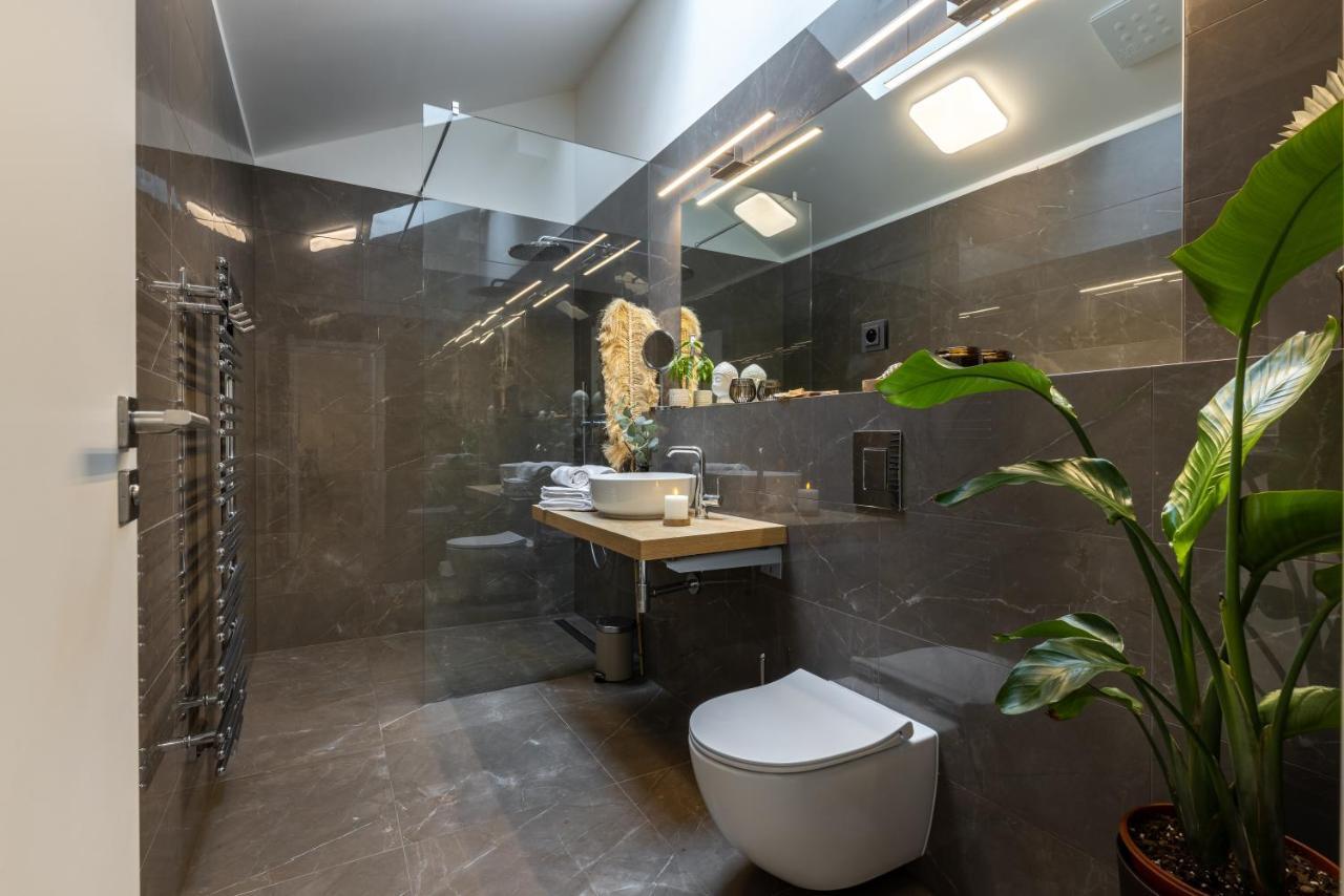 Luxurious, Charming Studio Perfect For Couples 布拉格 外观 照片